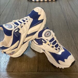 Reebok Vintage Classic Blue and White Sneakers